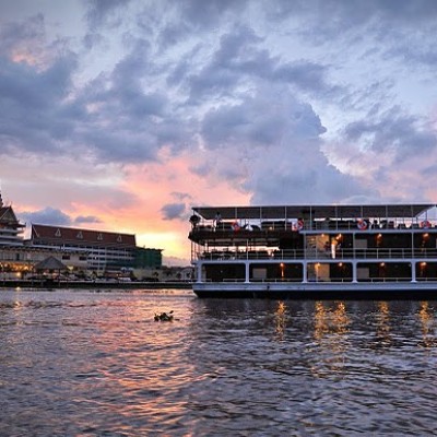 Toum Tiou cruise on Mekong river