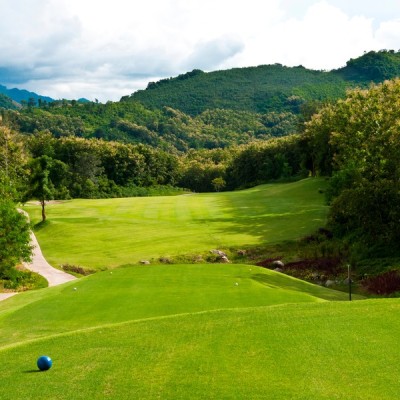 Luang Prabang golf tour